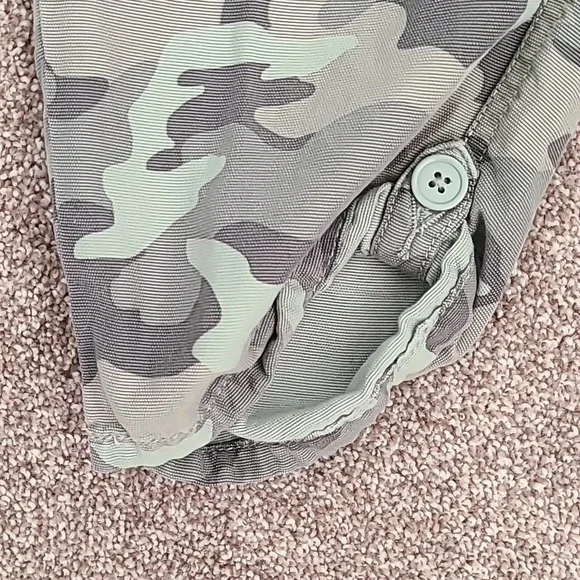 Maurices Army Camo Jogger Pants, sz. 14W - Picture 2 of 5